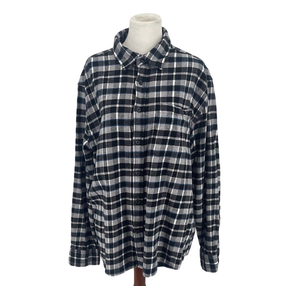Eddie‎ Bauer Men's XXL Blue Plaid Flannel Shirt Long Sleeve Button Front